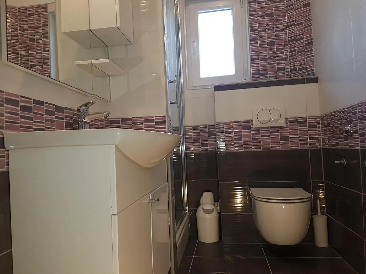 Apartmani Zorzo Ljubac  0*, Ljubac (Zadar) Croatia